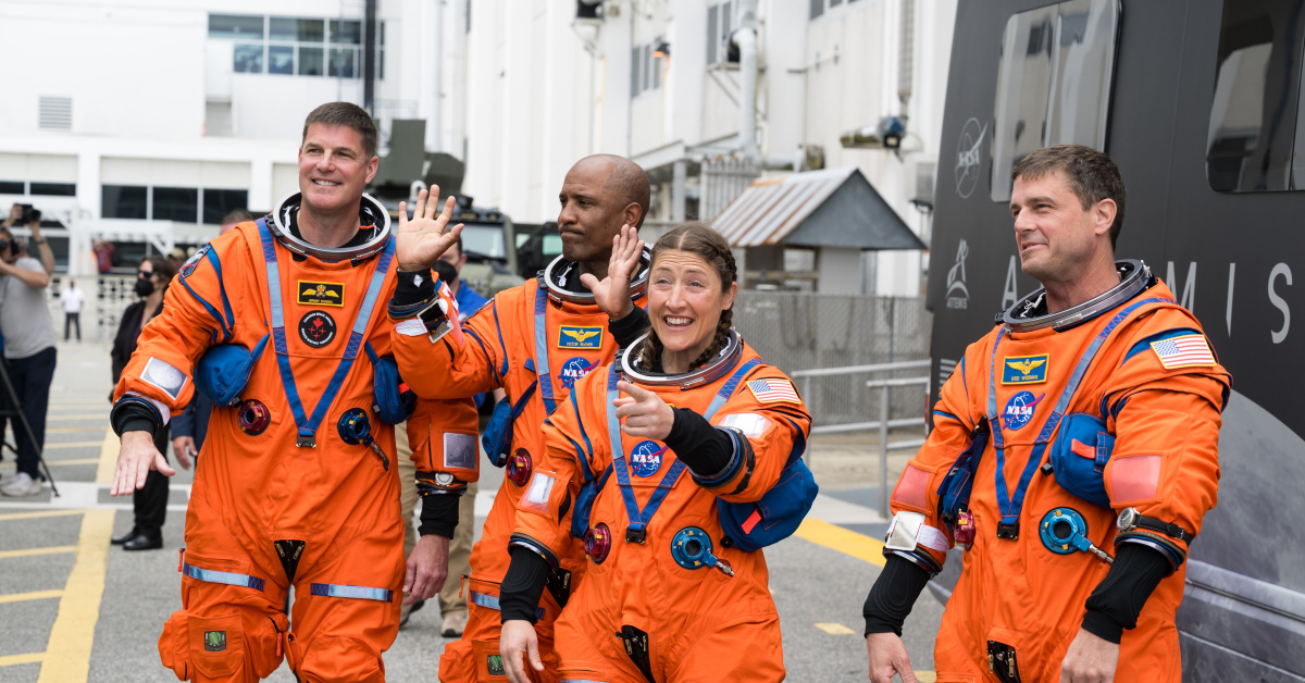 NASA, 50 yıl sonra Ay'a insanlı uçuş yapacak