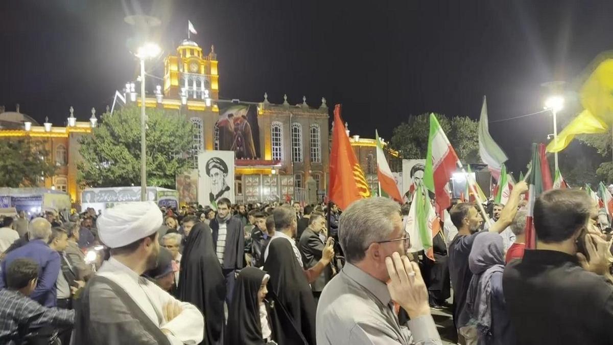 İranlılar ABD'ye karşı sokaklarda!