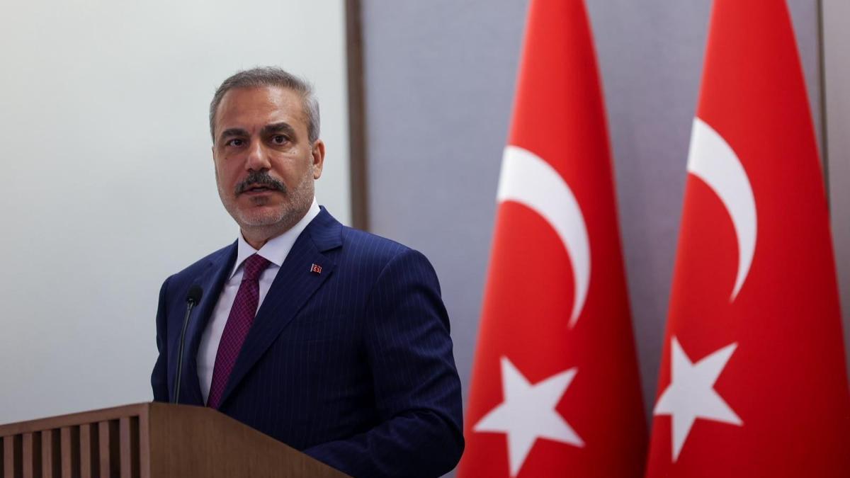 Dışişleri Bakanı Hakan Fidan'dan Atina'ya mesaj: Bölgeyi istikrarsızlaştırmak isteyenlerin oyuncağı olmasını istemiyoruz