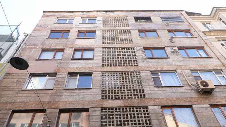 Orhan Pamuk'un 9 dairesinin bulunduğu Taray Apartmanı davasında karar! Apartman yıkılacak