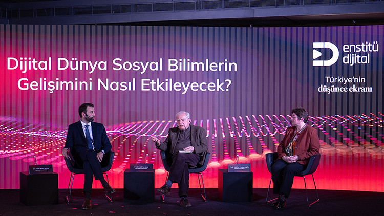 Sosyal bilimler alanında içeriklerin yer aldığı Enstitü Dijital platformu tanıtıldı