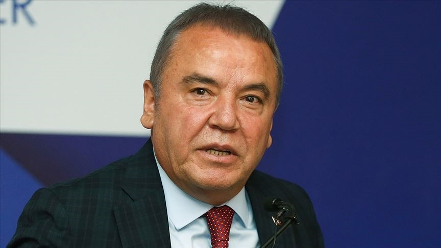 Yolsuzluk soruşturmasında Muhittin Böcek'in 2 şoförü tutuklandı