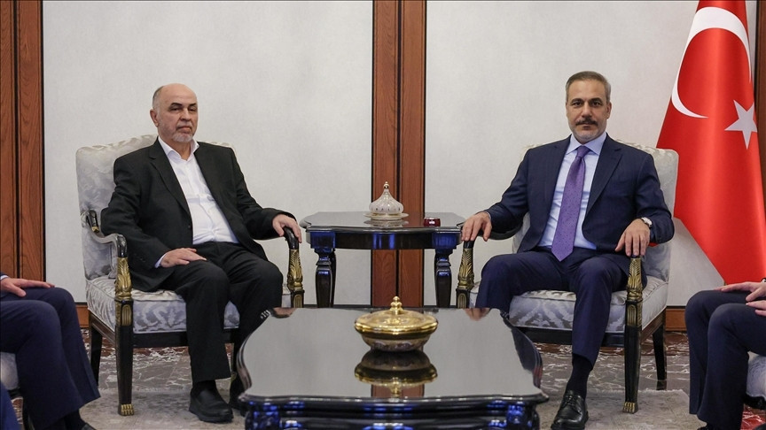 Dışişleri BakanıHakan Fidan, Hamas Şura Meclisi Başkanı Derviş ile bir araya geldi