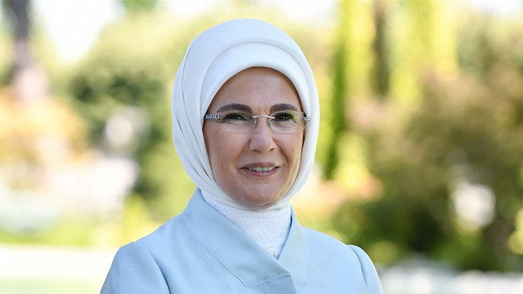 Emine Erdoğan'dan Anneler Günü mesajı
