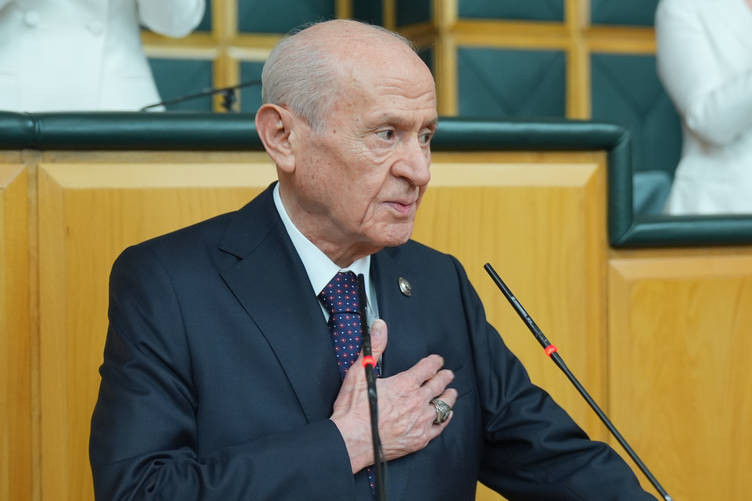 MHP lideri Devlet Bahçeli'den Galatasaray'a tebrik
