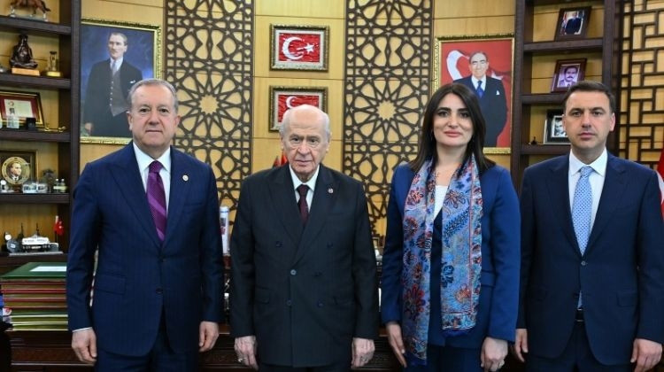 MHP Lideri Bahçeli, partisinin siyasi partilerle bayramlaşan heyetlerini kabul etti