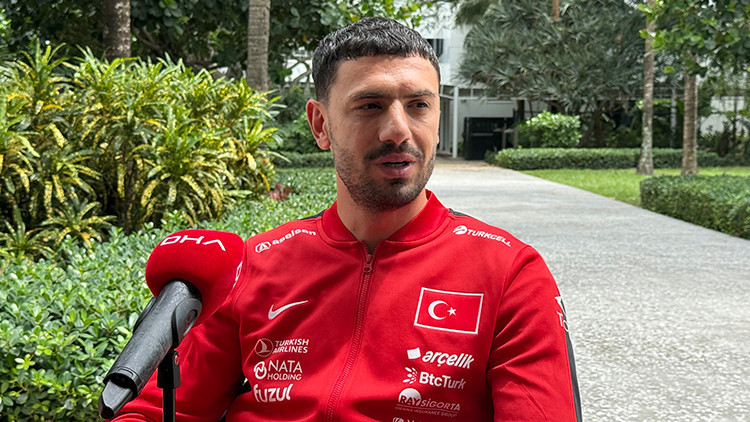 Merih Demiral'dan Dünya Kupası sözleri: 'İnşallah herkesin karşılaşmak istemediği takım biz oluruz!'