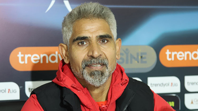 Sivasspor, teknik direktör İsmet Taşdemir ile yollarını ayırdı