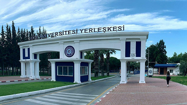 Ege Üniversitesi'ne yolsuzluk operasyonu: 45 gözaltı kararı
