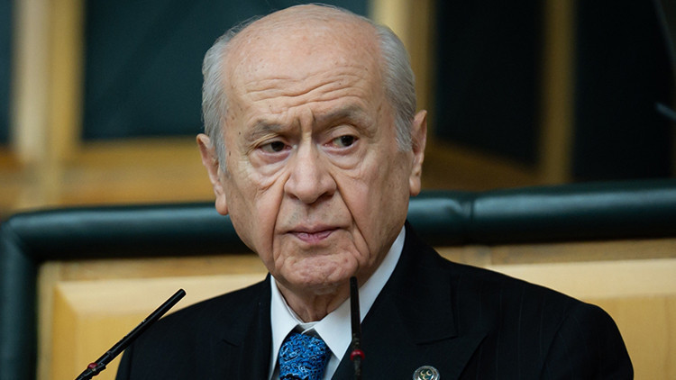 MHP lideri Bahçeli: CHP'nin önünde iki yol var