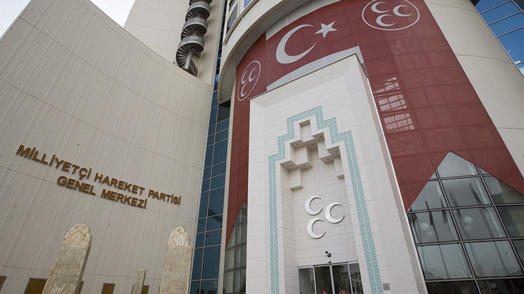 MHP'nin 3 il teşkilatı feshedildi