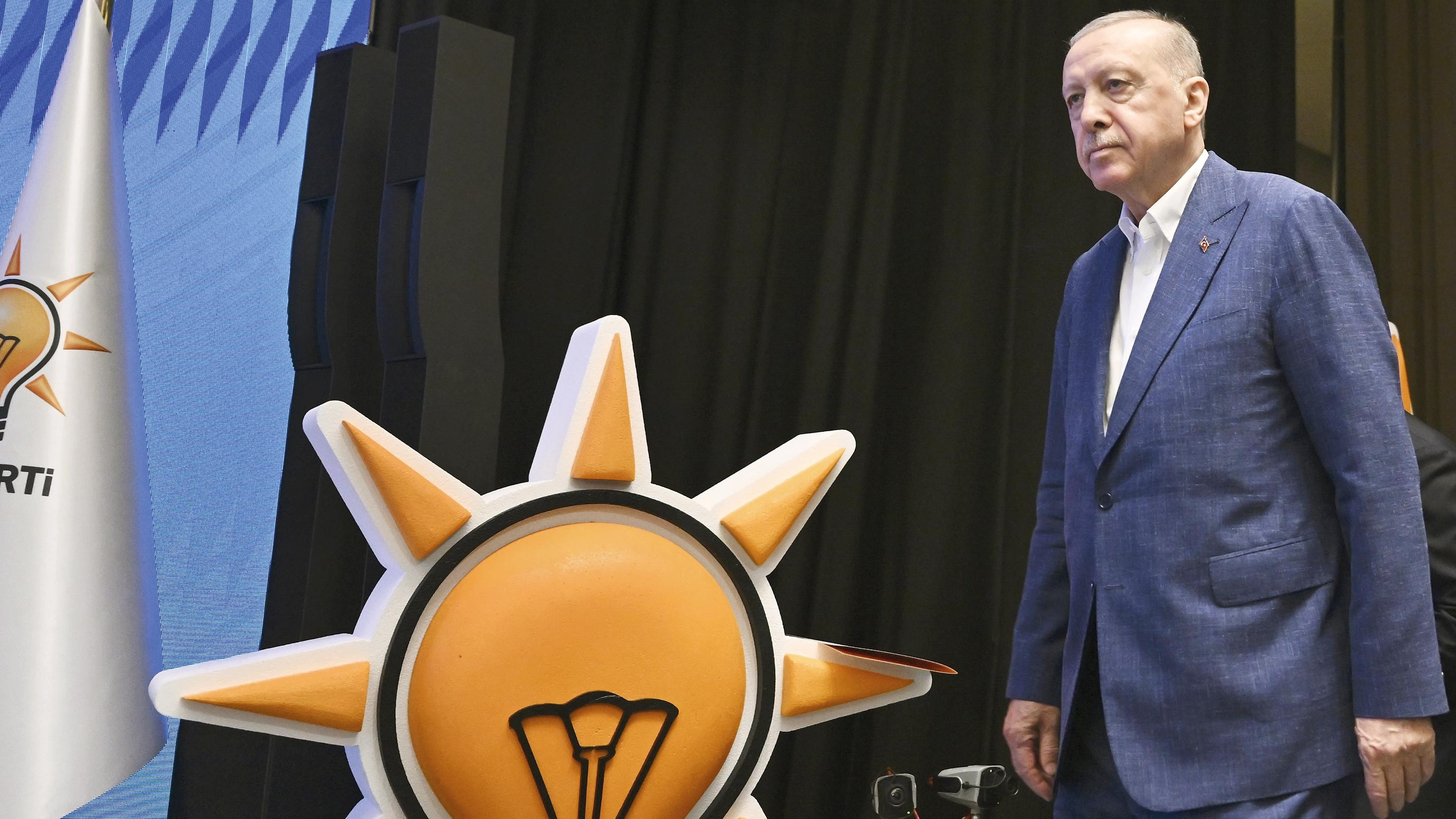 Erdoğan, AK Parti teşkilatına seslendi: Yorulan varsa kenara gelsin