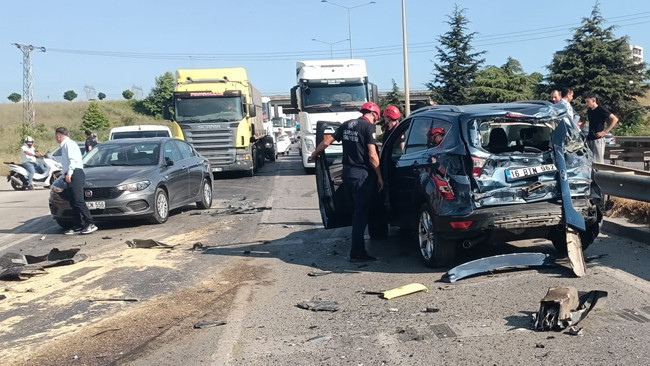 Samsun’da 8 aracın karıştığı zincirleme kaza: 2 yaralı
