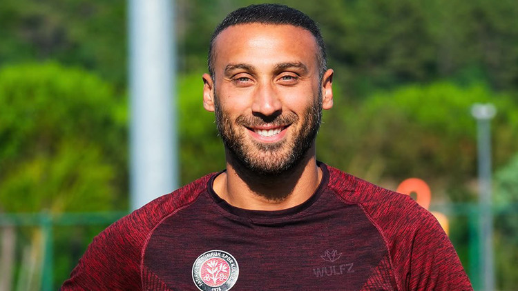 Fatih Karagümrük, Cenk Tosun'u kadrosuna kattı