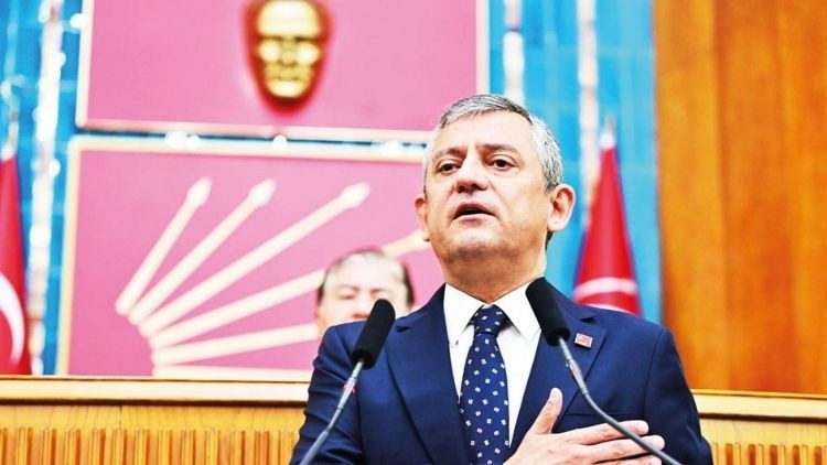 Özel, CHP’ye böyle veda etti: Her son bir başlangıçtır