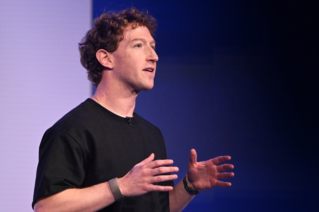 Zuckerberg: "5 yıl içinde herkesin YZ ajanı olacak"