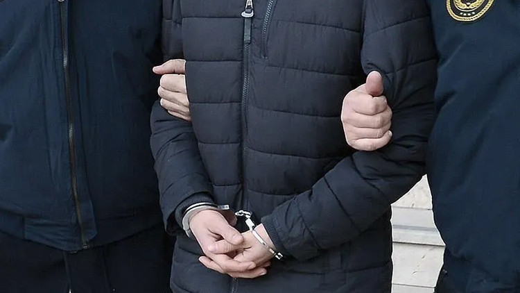İstanbul'da yasa dışı bahis mesajı gönderenlere operasyon: 33 şüpheliye gözaltı kararı