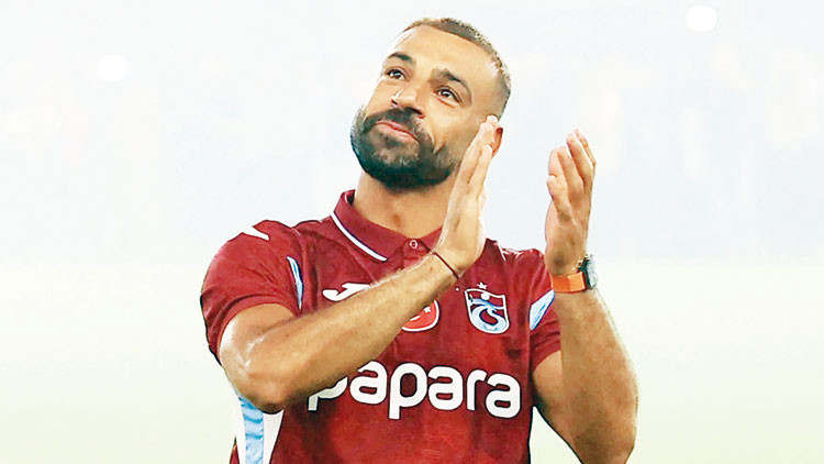 Komşu Yunanistan bu kez de Salah transferinden incinmiş
