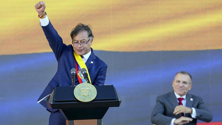 Kolombiya'nın eski lideri Petro'dan hükümete İsrail eleştirisi
