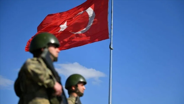 Yunanistan'ın eski kara kuvvetleri komutanından dikkat çeken Türkiye yorumu