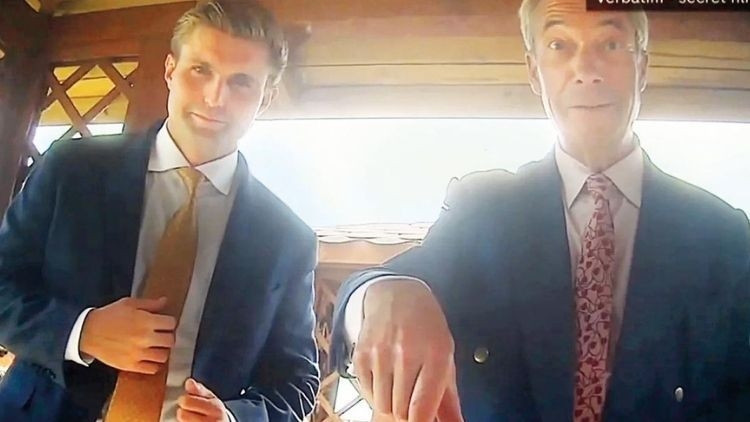 Gizli kamera operasyonu popülist Farage’ı yaktı