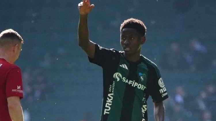 Kocaelispor Habib Ali Keita'nın sözleşmesini feshetti