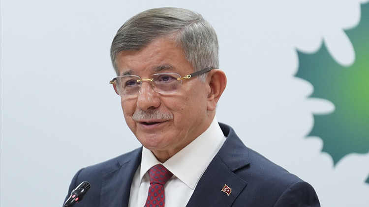 Ahmet Davutoğlu Ankara Adliyesi’nde ifade verdi