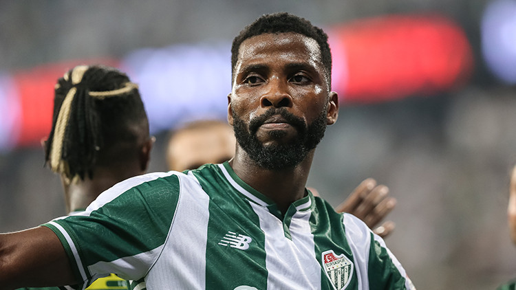 Bursaspor'un yeni yıldızı Iheanacho durdurulamıyor!