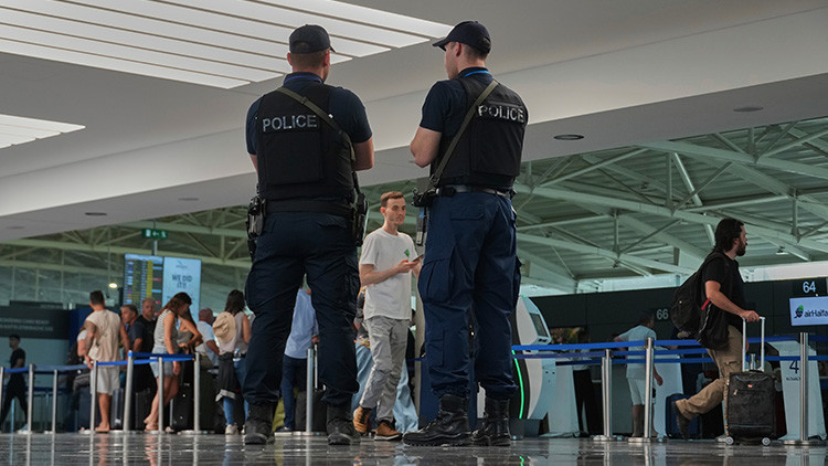 GKRY'de bomba alarmı: Havalimanında panik... '20 dakika içerisinde patlayacak'