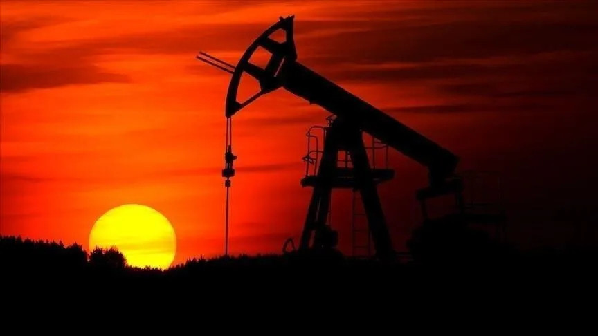 CNN duyurdu... Suudi Arabistan'daki petrol boru hattı vuruldu