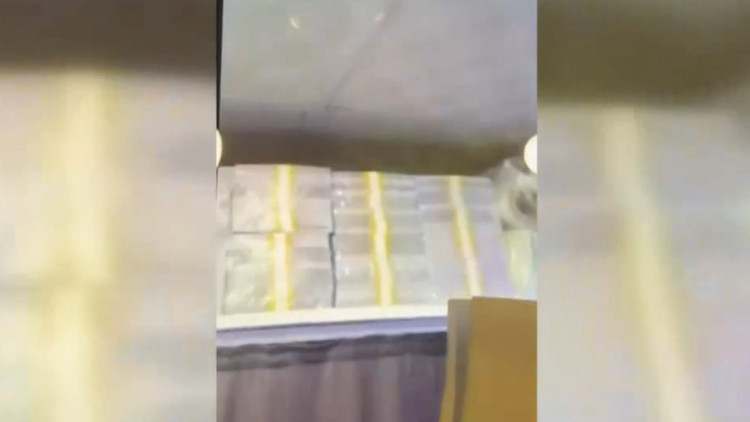 Yeni görüntüler ortaya çıktı! Vanlı Kara Haydar balya balya döviz desteleriyle: Eşi Çağla Öz de tutuklandı