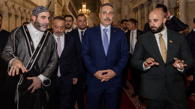 Bakan Fidan: Suriye'nin yanında olmayı sürdüreceğiz