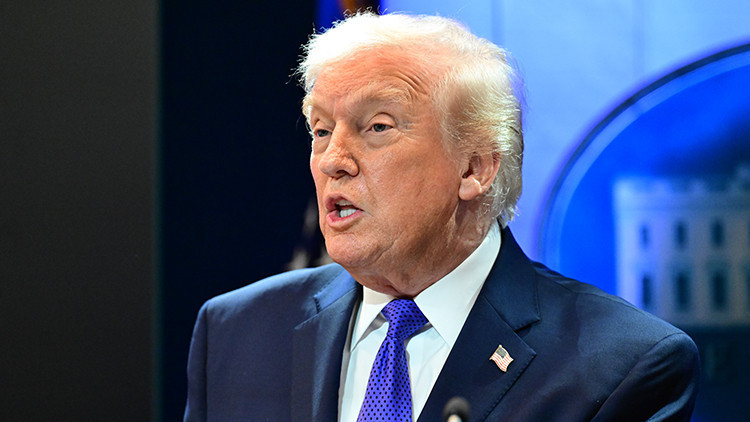 Trump'tan faiz oranlarının düşürülmesi çağrısı