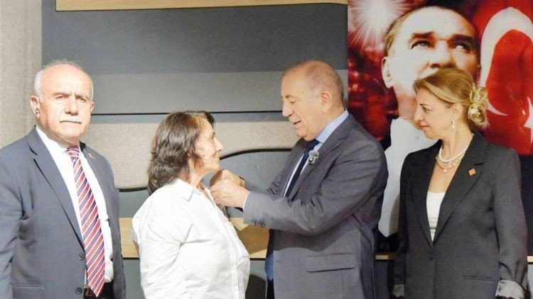Gürsel Tekin: Sıra beyaz taşlara geldi