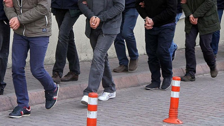 FETÖ’nün emniyet mahrem yapılanmasına yönelik operasyonda 14 tutuklama