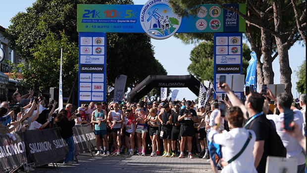 Salomon Çeşme Yarı Maratonu’nda ödüller sahiplerini buldu