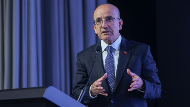 Bakan Şimşek: Türkiye'ye gelin ve yatırım yapın