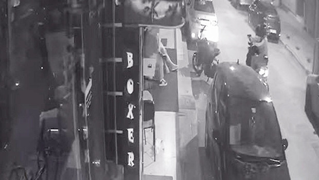 İzmir'de MMA şampiyonuna motosikletli saldırı: Hasan'ım' dedi, kurşundan kaçamadı