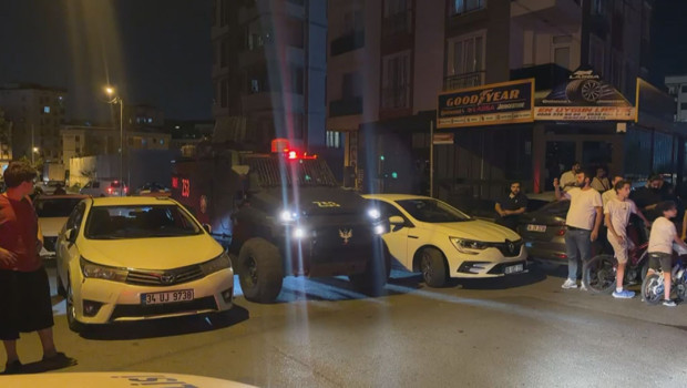 Sultanbeyli'de DEAŞ operasyonunda polise ateş açan şüpheli etkisiz hale getirildi