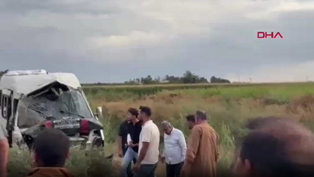 Şanlıurfa’da tarım işçilerini taşıyan minibüs kanala devrildi; 19 yaralı