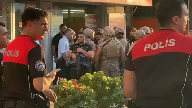 İzmir'deki banka dehşetinde şoke eden savunma: Kız çocukları için yaptım