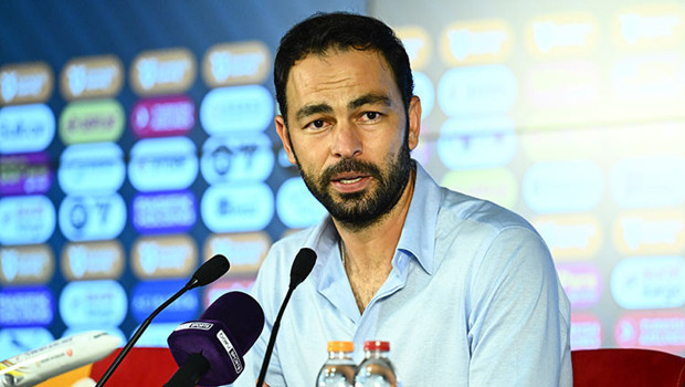 Selçuk İnan: 'Kalbimde Galatasaray taraftarının hepsi var!'