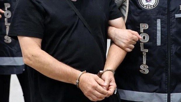 FETÖ'nün 'gaybubet evi'ne operasyon: 4 gözaltı