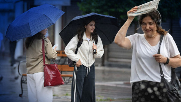 Sağanak yağış geliyor: Sıcaklıklar düşüyor! Meteoroloji saat verdi! İstanbul ve Ankara dahil birçok ilde sağanak yağış alarmı