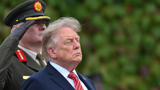 Trump, İran'la savaşın gidişatı konusunda "kritik bir karar aşamasında" olduğunu belirtti