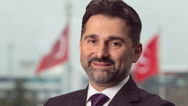 THY Yönetim Kurulu Başkanı Şeker'den İstanbul Havalimanı'nın 4. pistine ilişkin açıklama