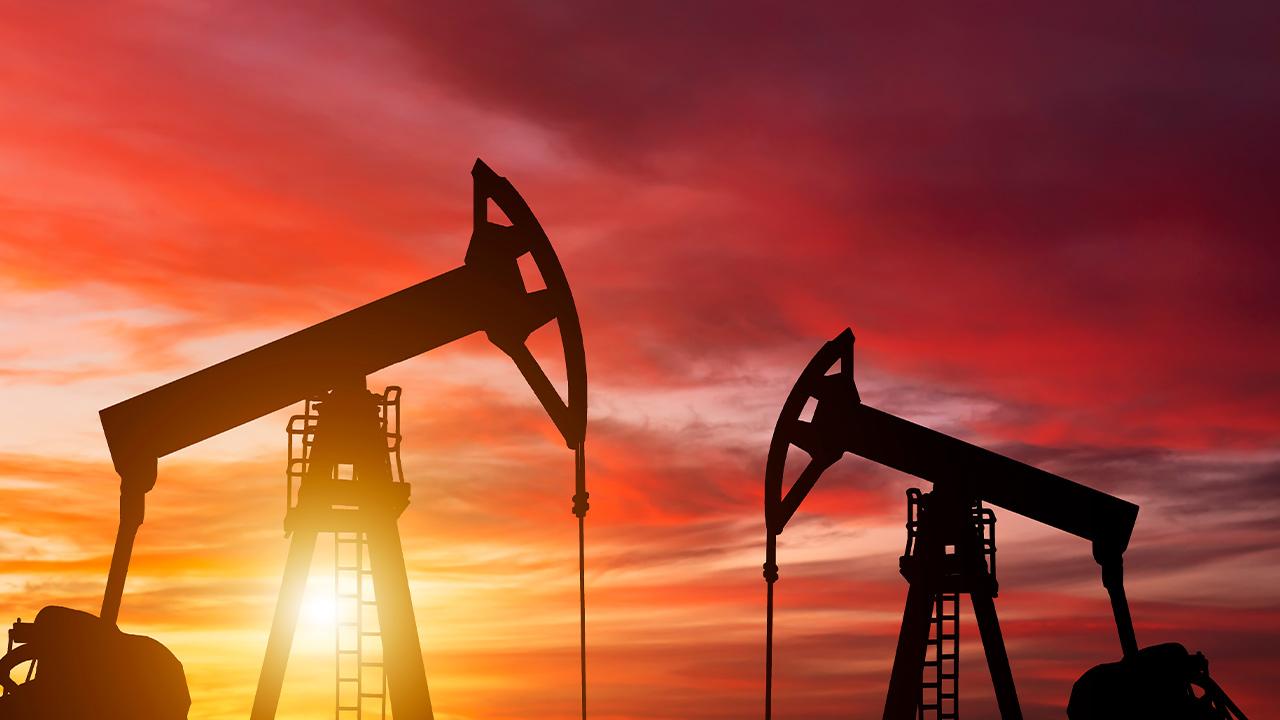 Gerilim azalmadı, petrol fiyatları arttı