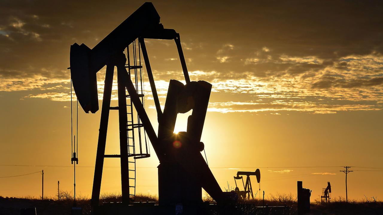 Brent petrolün varili 113,76 dolardan işlem görüyor