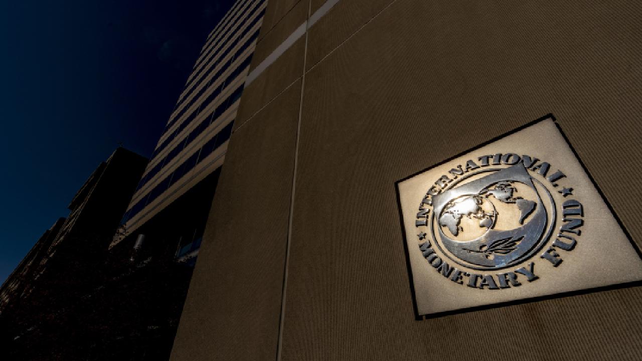 IMF'den Ukrayna'ya 690 milyon dolarlık ödeme için anlaşma sağlandı