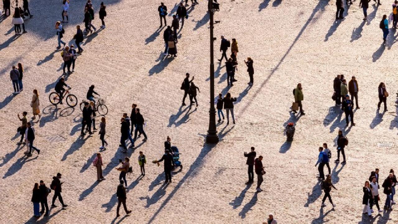 AB nüfusu 2029'dan itibaren azalacak